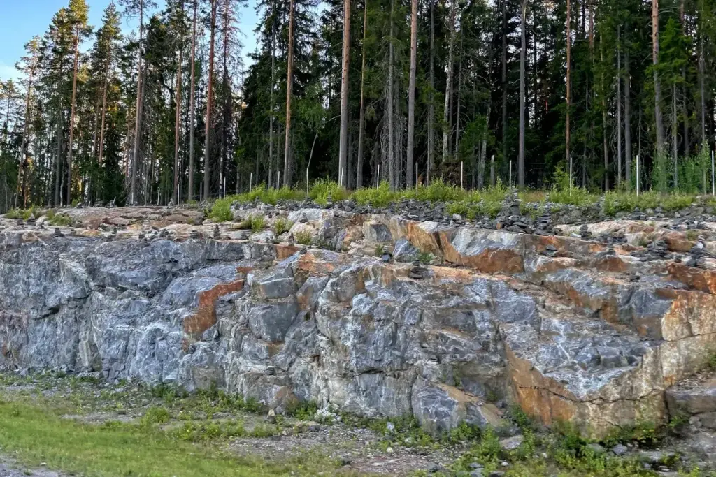 Пирамидки из камней в Карелии: кто и зачем их складывает, история, легенды и правда