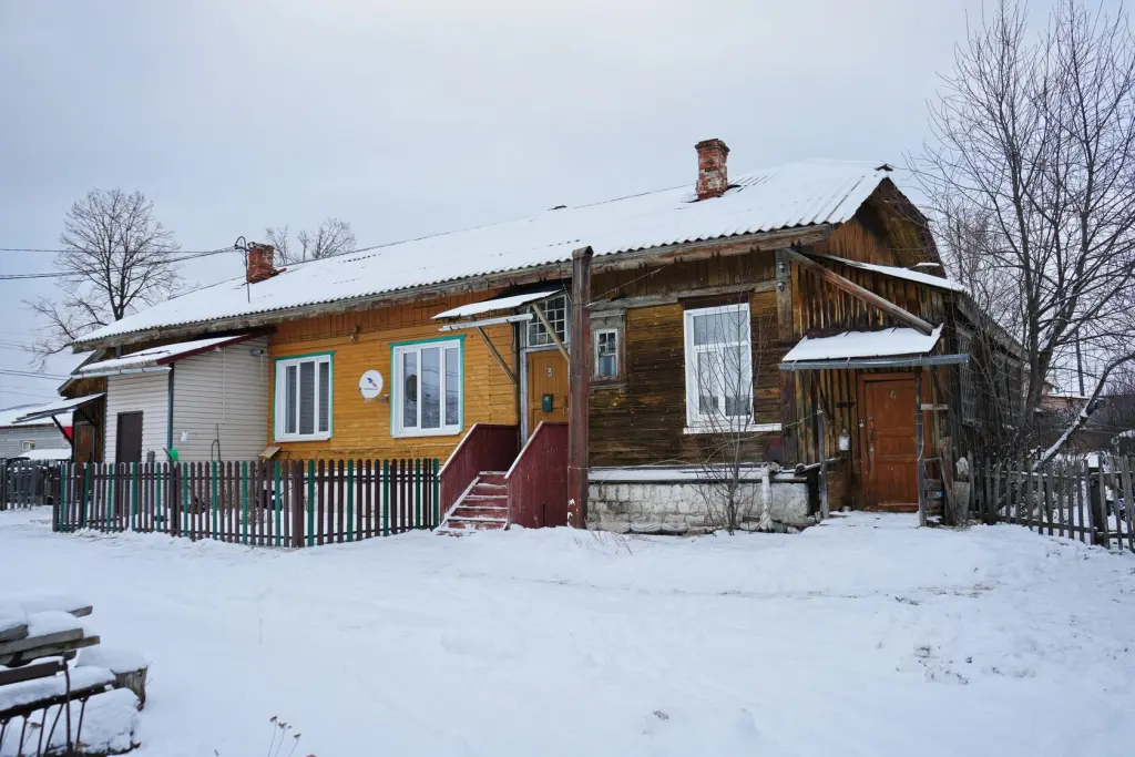 Часть дома, ул. Клубная, 4