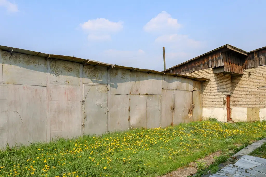 Нежилое здание, ул. Матросова