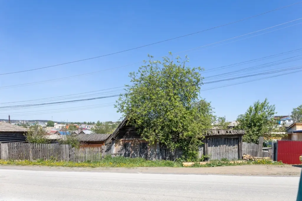 Участок 8.7 соток с ветхим домом, ул. Гагарина