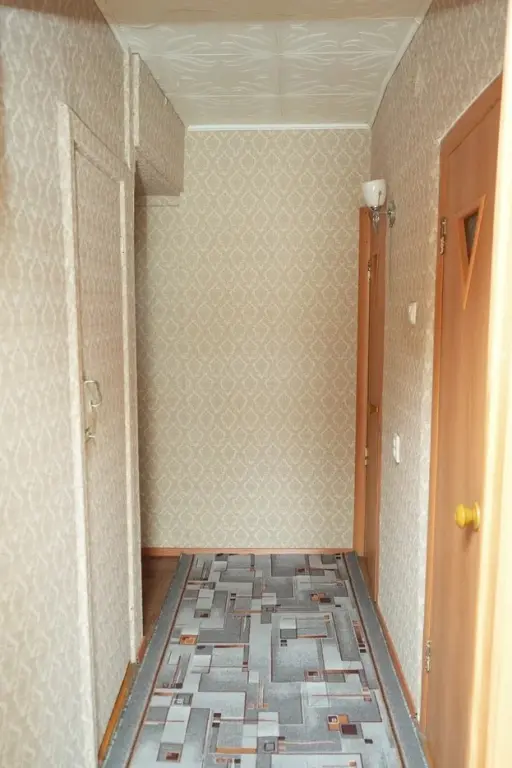 2-к квартира, Интернационала, 79