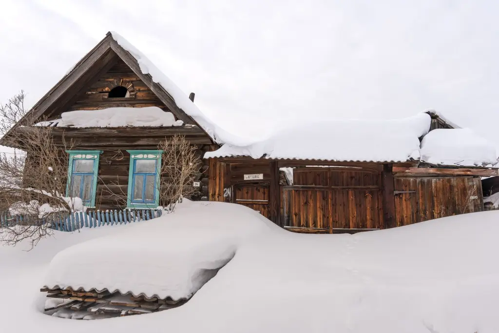 Дом, ул. Крушина, 24