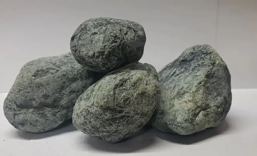 Дунит шлифованный