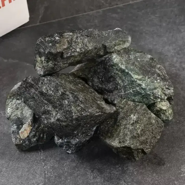 Змеевик колотый