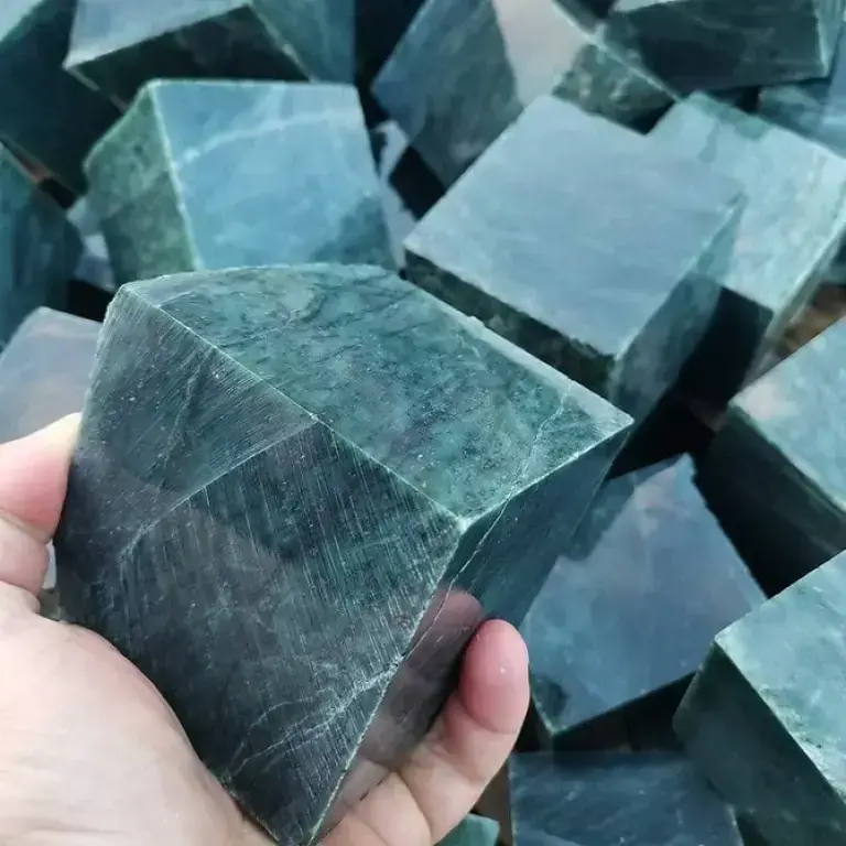 Кубики из нефрита