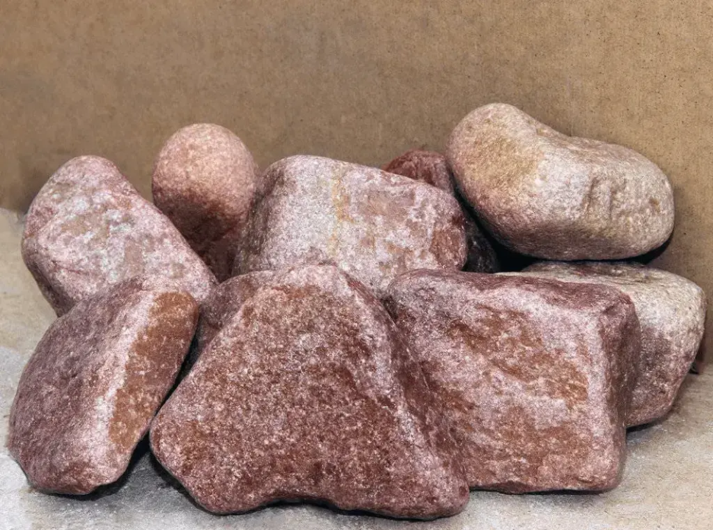 Кварцит малиновый шлифованный