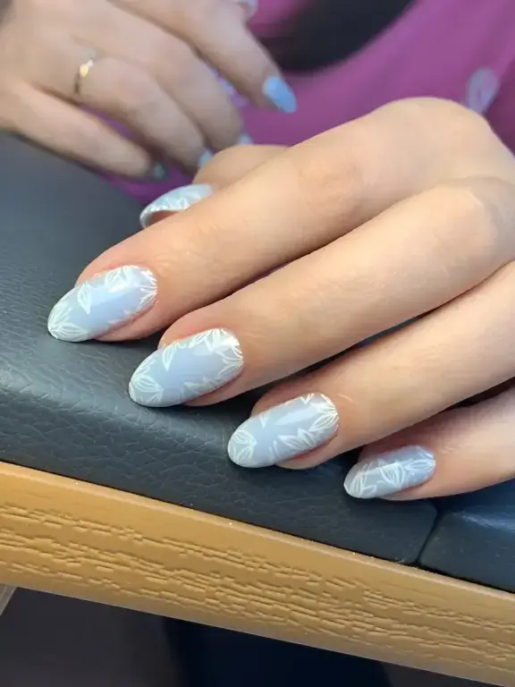 Маникюр + однотонное покрытие