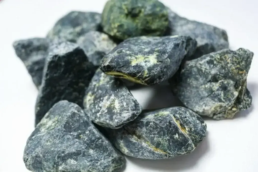 Змеевик шлифованный