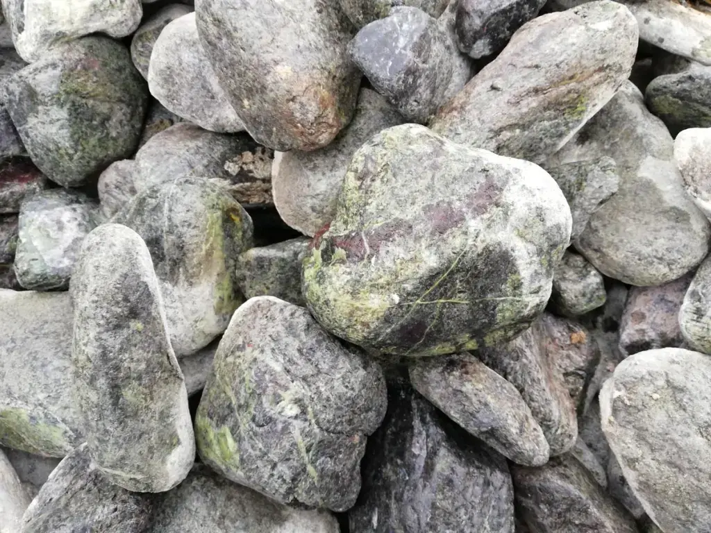 Змеевик шлифованный