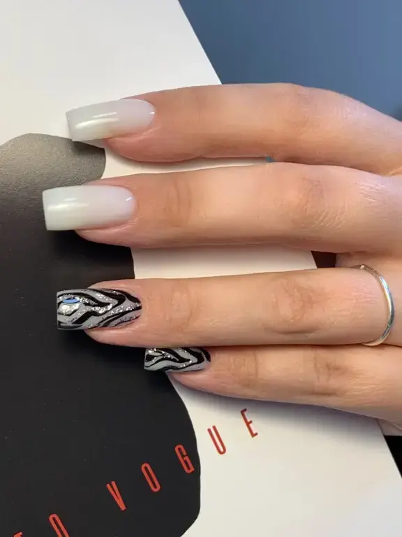 Маникюр + однотонное покрытие