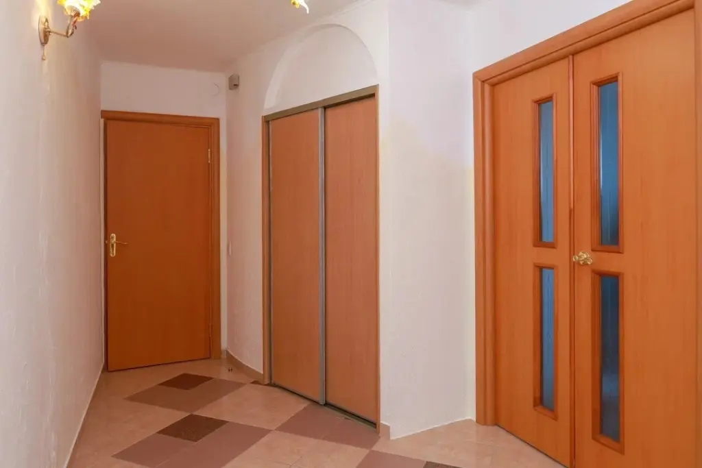 2-к. квартира, Свободы, 16