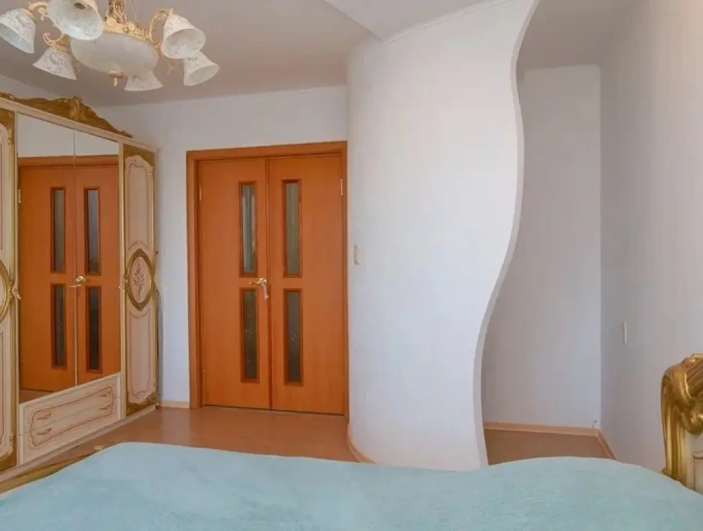 2-к. квартира, Свободы, 16