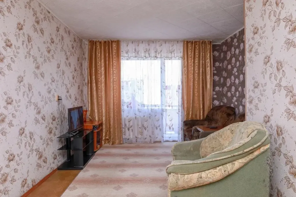 3-х ком. квартира, ул. Каолиновая, 8