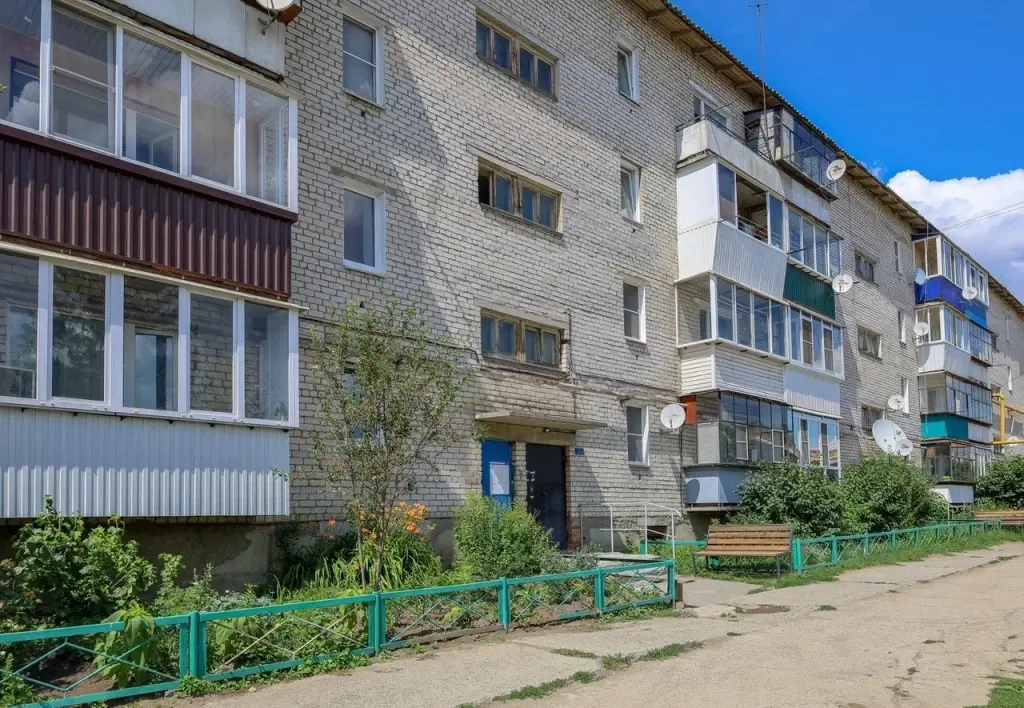 3-х ком. квартира, ул. Каолиновая, 8